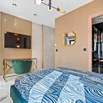 Nice Renting - 4France - Luxury & Comfort Suite By The Sea & Terrace